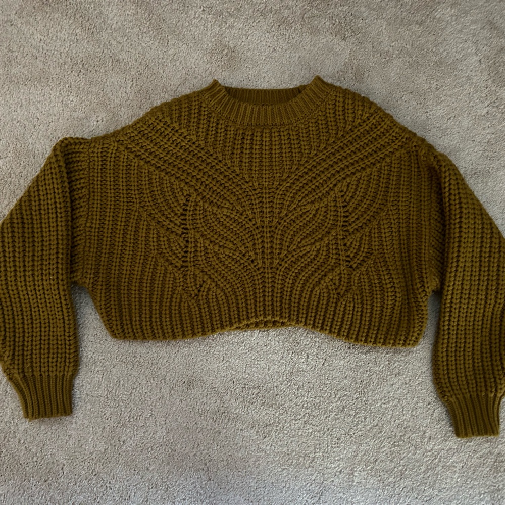 Trendy Fall Cropped Sweater